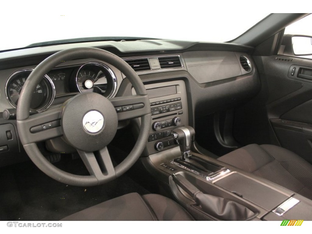 2012 Ford Mustang V6 Convertible Charcoal Black Dashboard Photo #67960304