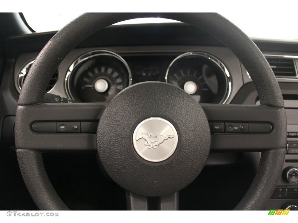 2012 Ford Mustang V6 Convertible Charcoal Black Steering Wheel Photo #67960310