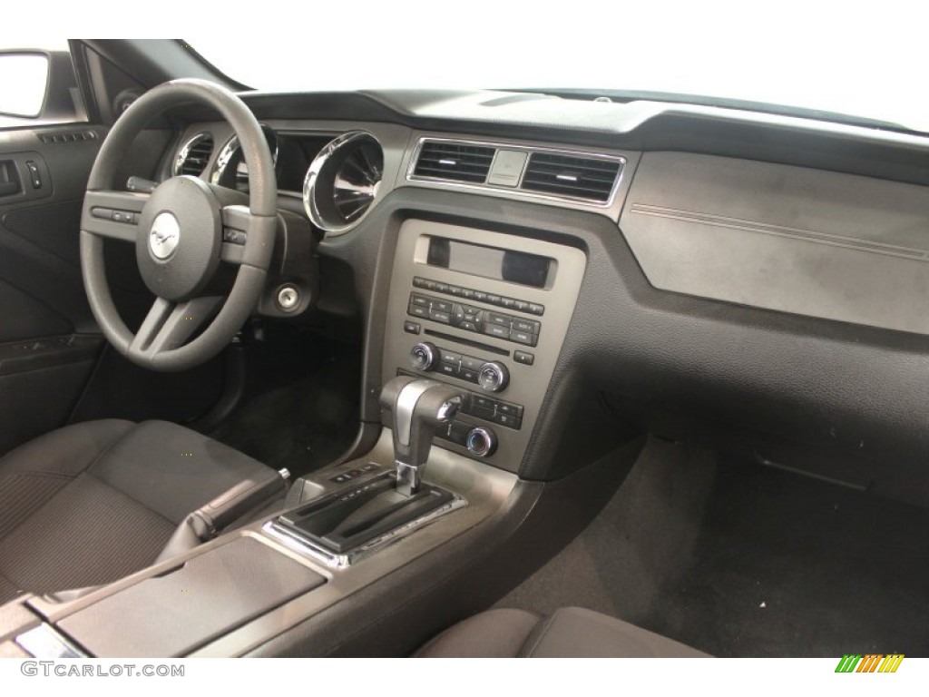 2012 Ford Mustang V6 Convertible Charcoal Black Dashboard Photo #67960328