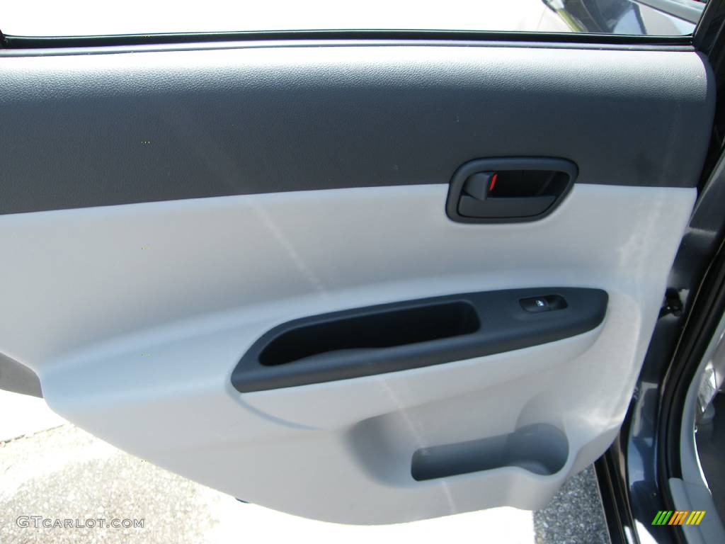 2007 Accent GLS Sedan - Charcoal Gray / Gray photo #23