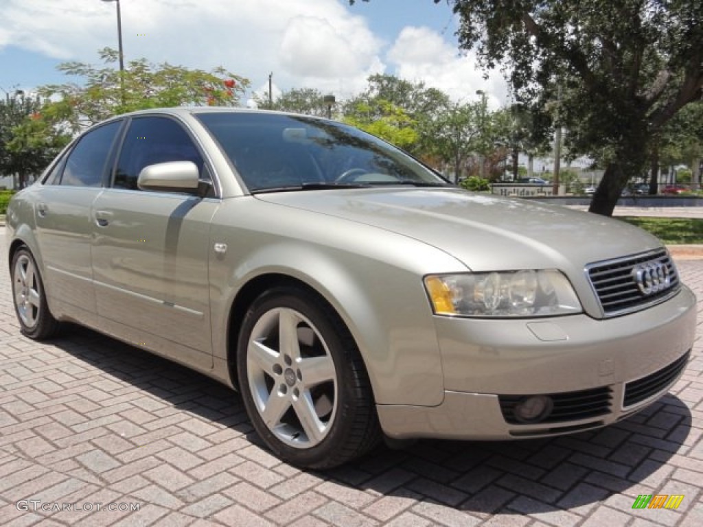 2004 Audi A4 3.0 Sedan Exterior Photos