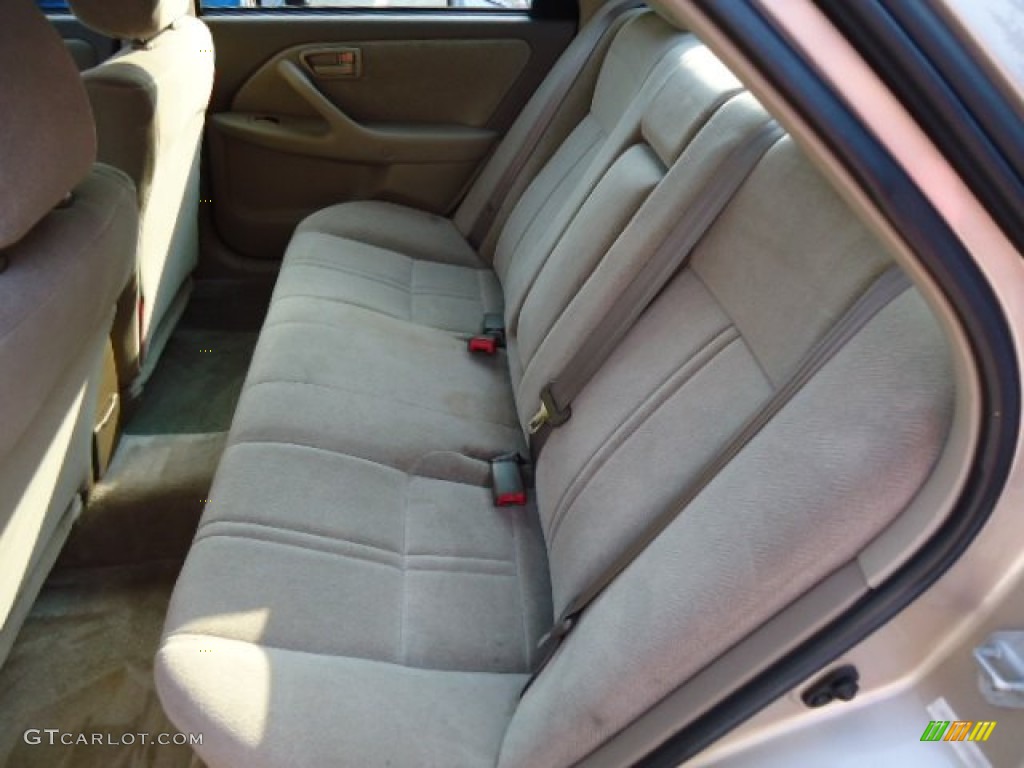 2000 Camry LE - Champagne / Oak photo #12