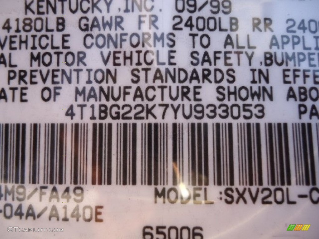 2000 Camry LE - Champagne / Oak photo #17
