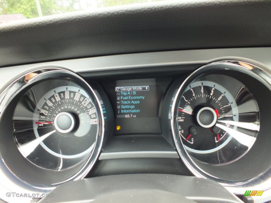 2013 Ford Mustang GT Premium Coupe Gauges Photo #67964662