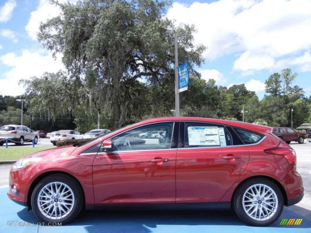 2012 Focus SEL 5-Door - Red Candy Metallic / Charcoal Black Leather photo #2