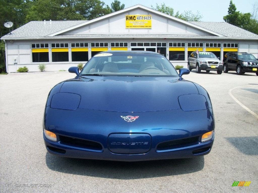 2004 Corvette Coupe - LeMans Blue Metallic / Light Oak photo #3
