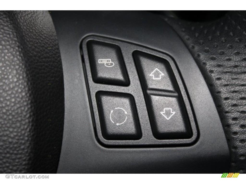 2010 3 Series 335i Coupe - Black Sapphire Metallic / Black photo #21