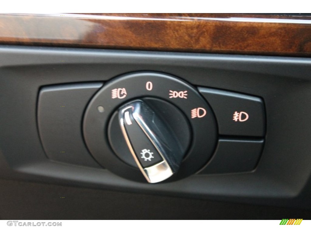 2010 3 Series 335i Coupe - Black Sapphire Metallic / Black photo #26