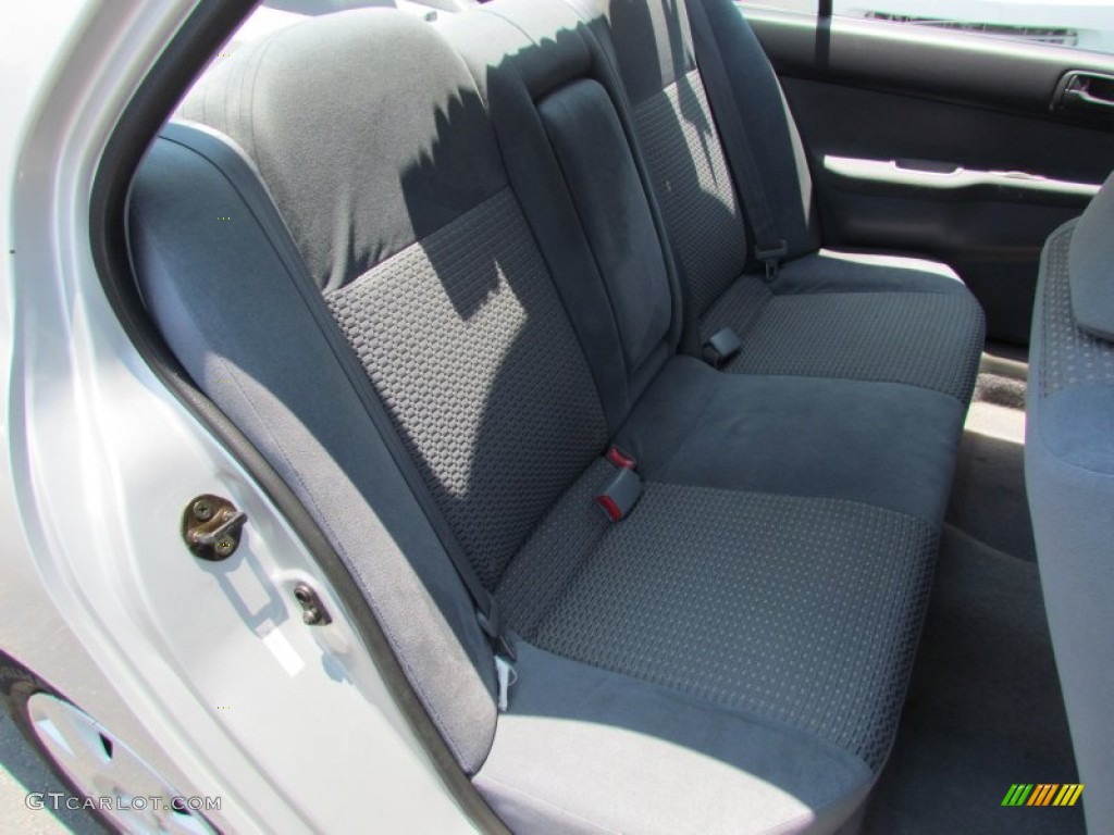 2002 Lancer ES - Munich Silver Metallic / Gray photo #16