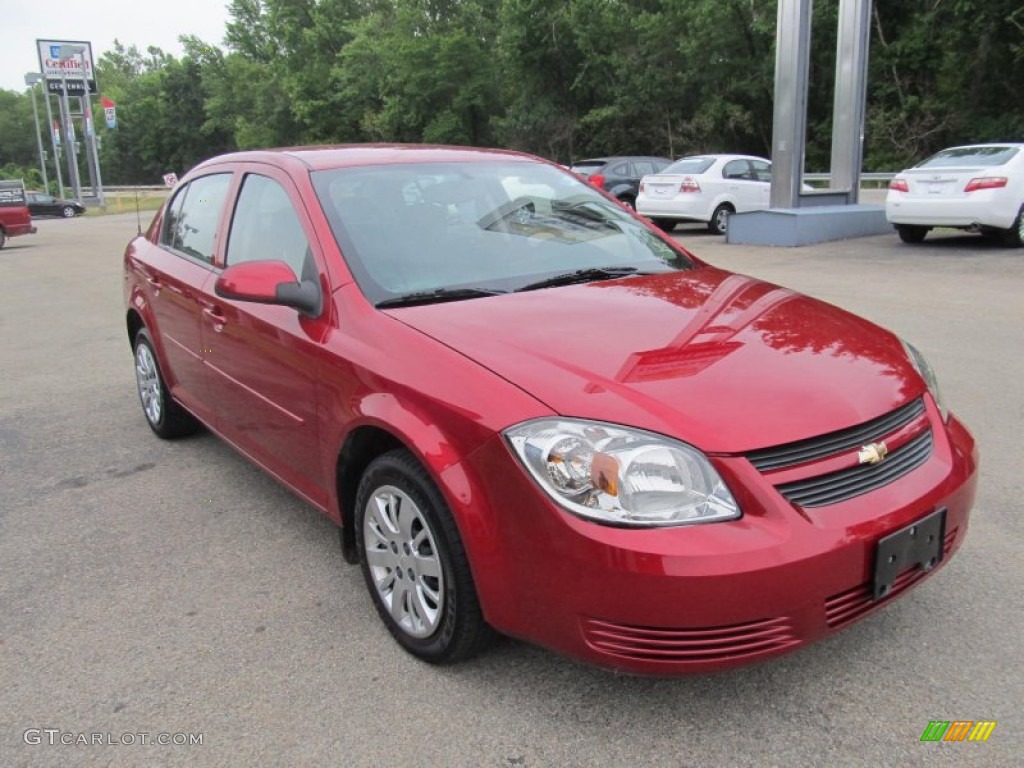 2010 Cobalt LT Sedan - Crystal Red Tintcoat Metallic / Gray photo #6