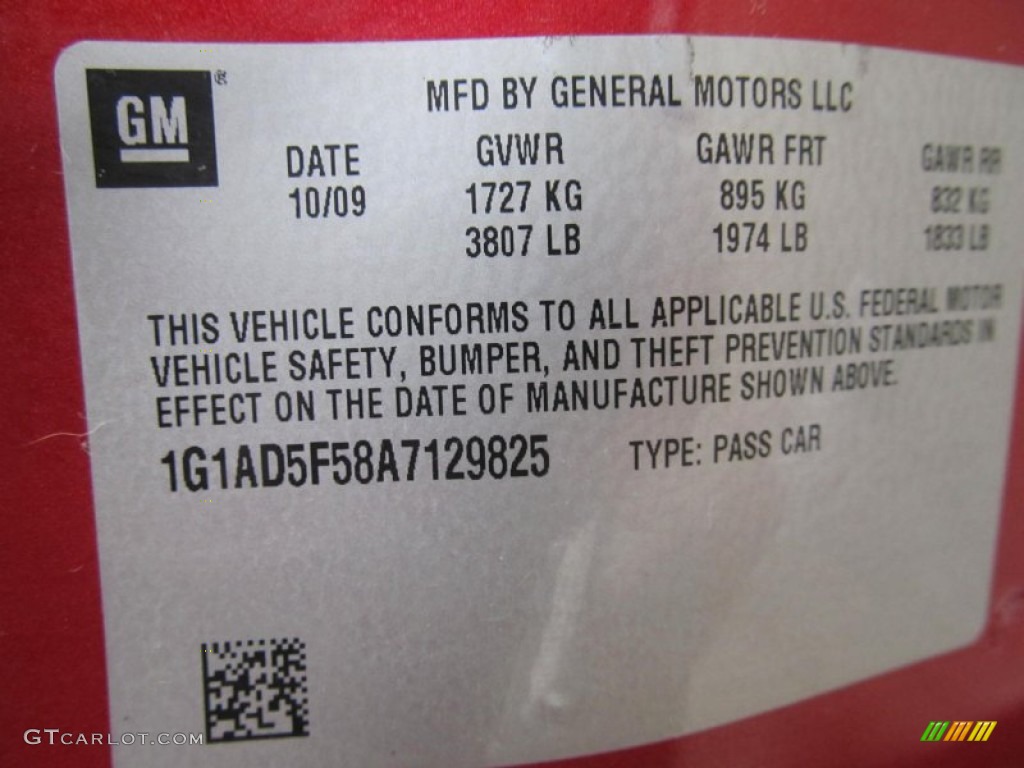 2010 Cobalt LT Sedan - Crystal Red Tintcoat Metallic / Gray photo #14