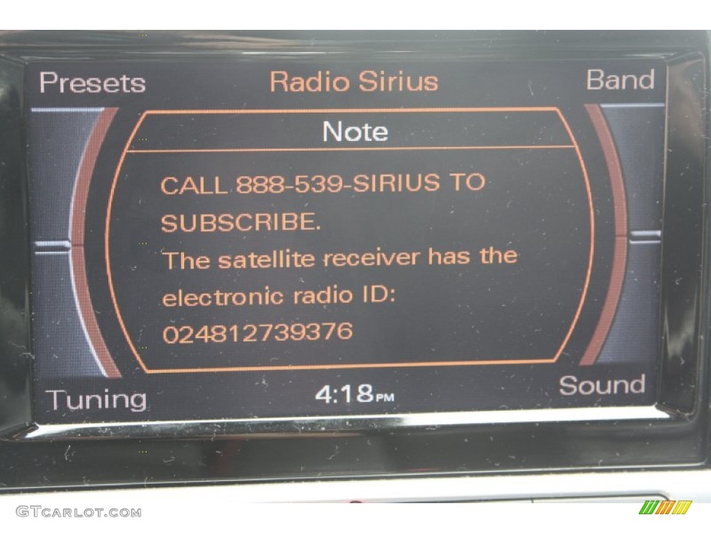 2008 Audi S8 5.2 quattro Controls Photo #67969036
