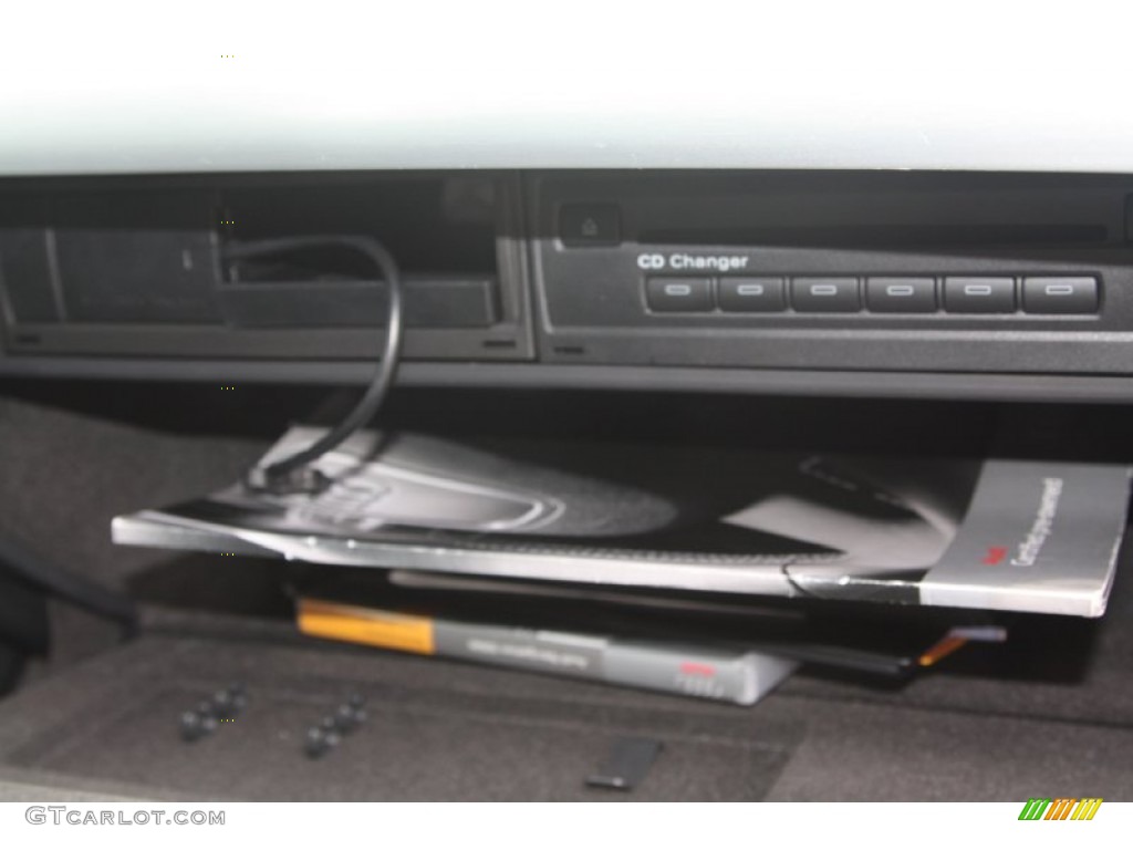 2008 Audi S8 5.2 quattro Books/Manuals Photo #67969168