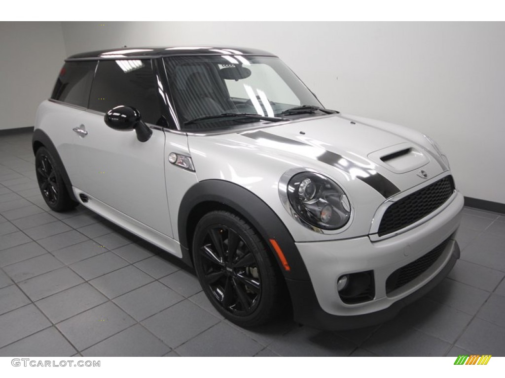 2011 Cooper S Hardtop - White Silver Metallic / Carbon Black photo #8