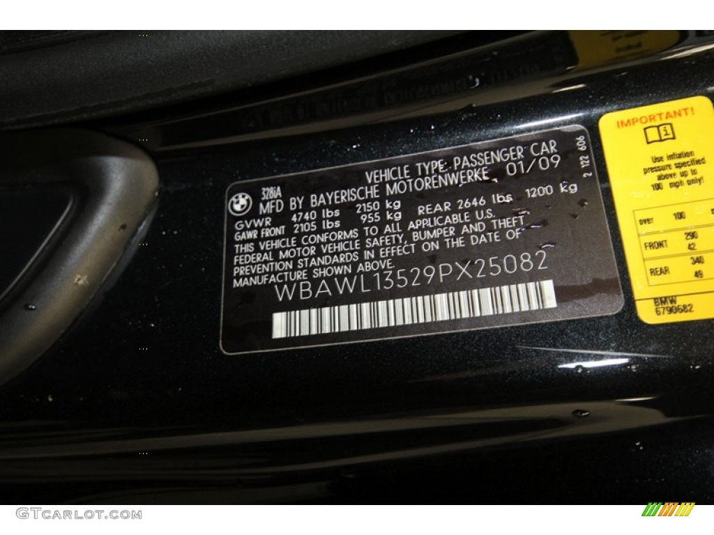 2009 3 Series 328i Convertible - Black Sapphire Metallic / Black photo #12