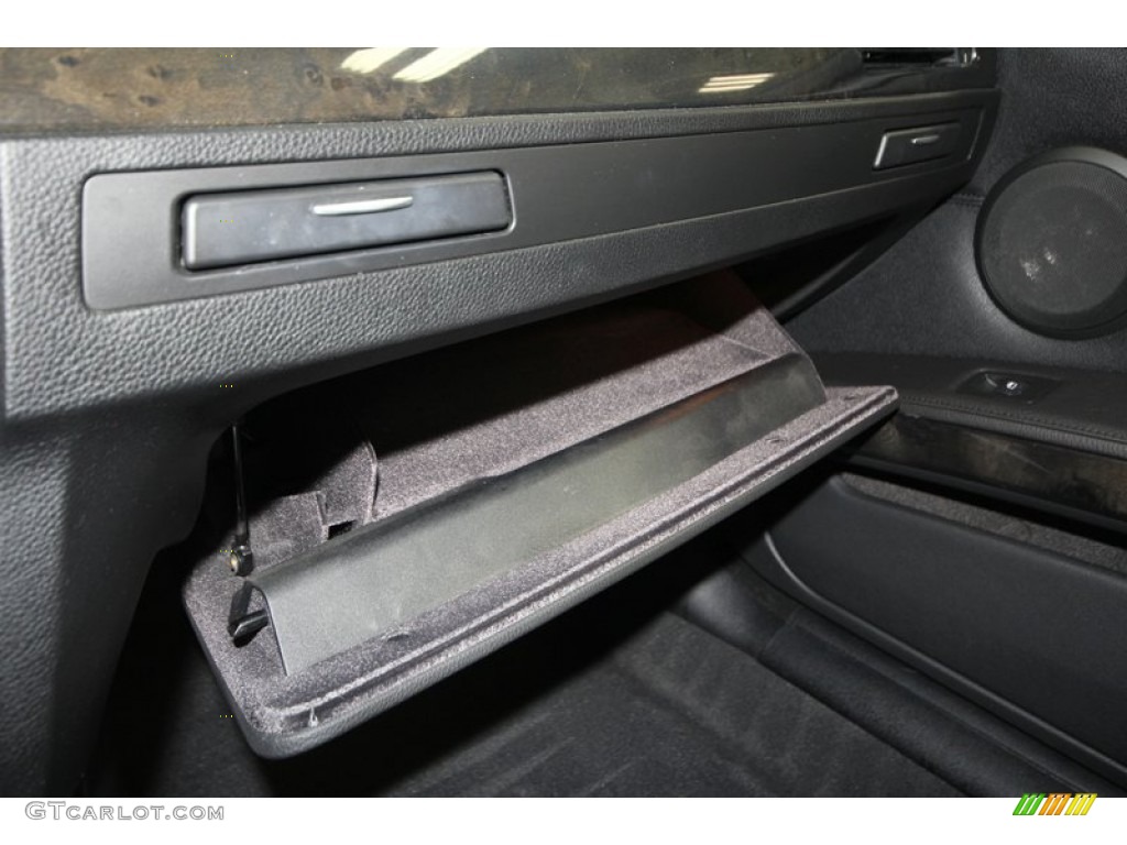 2009 3 Series 328i Convertible - Black Sapphire Metallic / Black photo #18