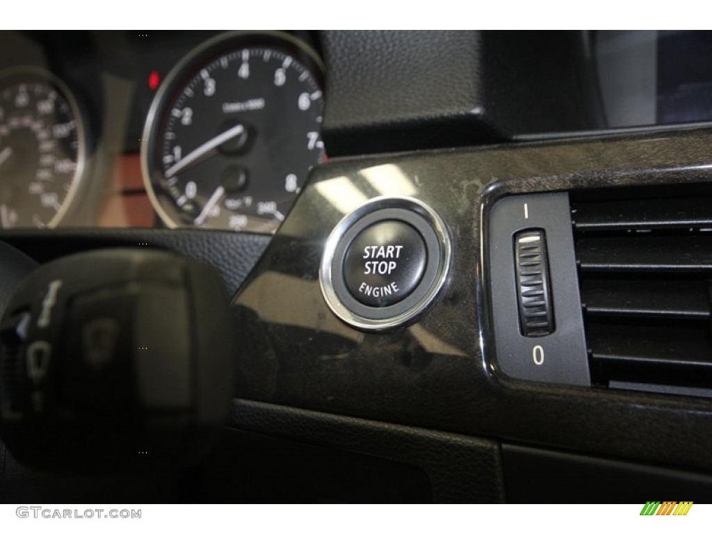 2009 3 Series 328i Convertible - Black Sapphire Metallic / Black photo #25