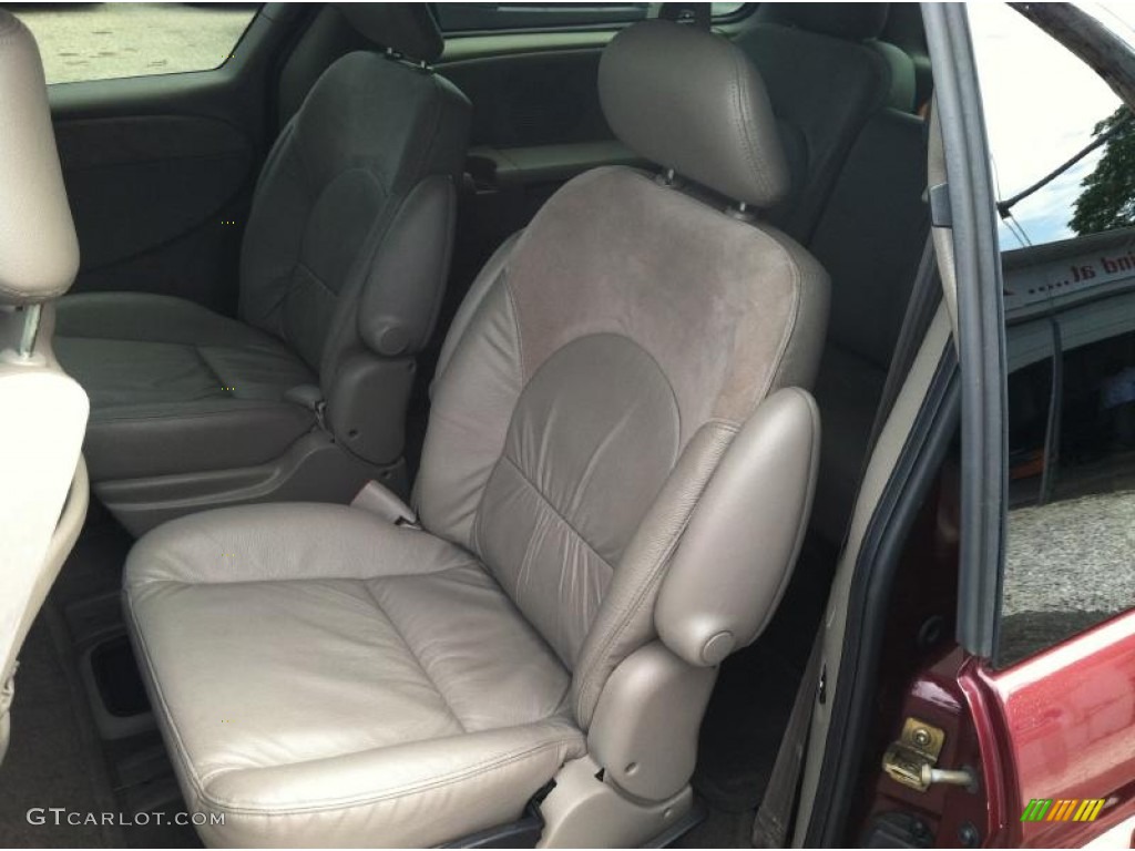 Sandstone Interior 2002 Chrysler Town & Country Limited Photo #67972168