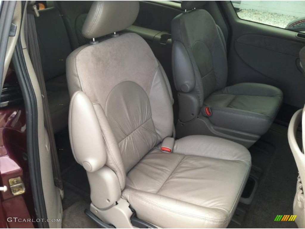 Sandstone Interior 2002 Chrysler Town & Country Limited Photo #67972178