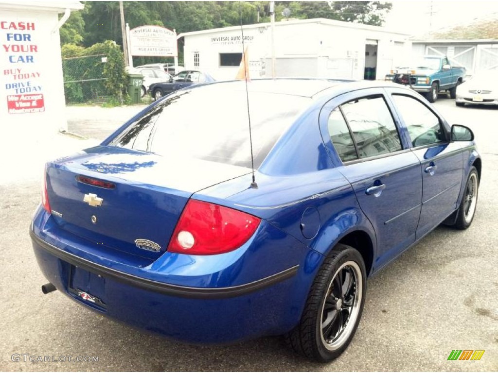 2005 Cobalt Sedan - Arrival Blue Metallic / Gray photo #7