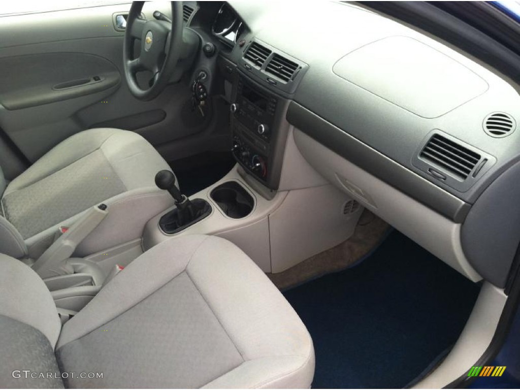 2005 Cobalt Sedan - Arrival Blue Metallic / Gray photo #20