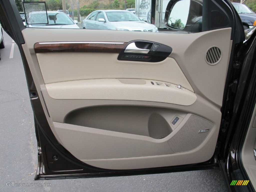 2012 Audi Q7 3.0 TFSI quattro Cardamom Beige Door Panel Photo #67975318