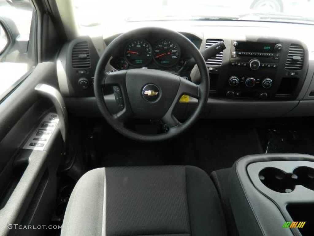 2011 Silverado 1500 LS Crew Cab - Sheer Silver Metallic / Dark Titanium photo #4