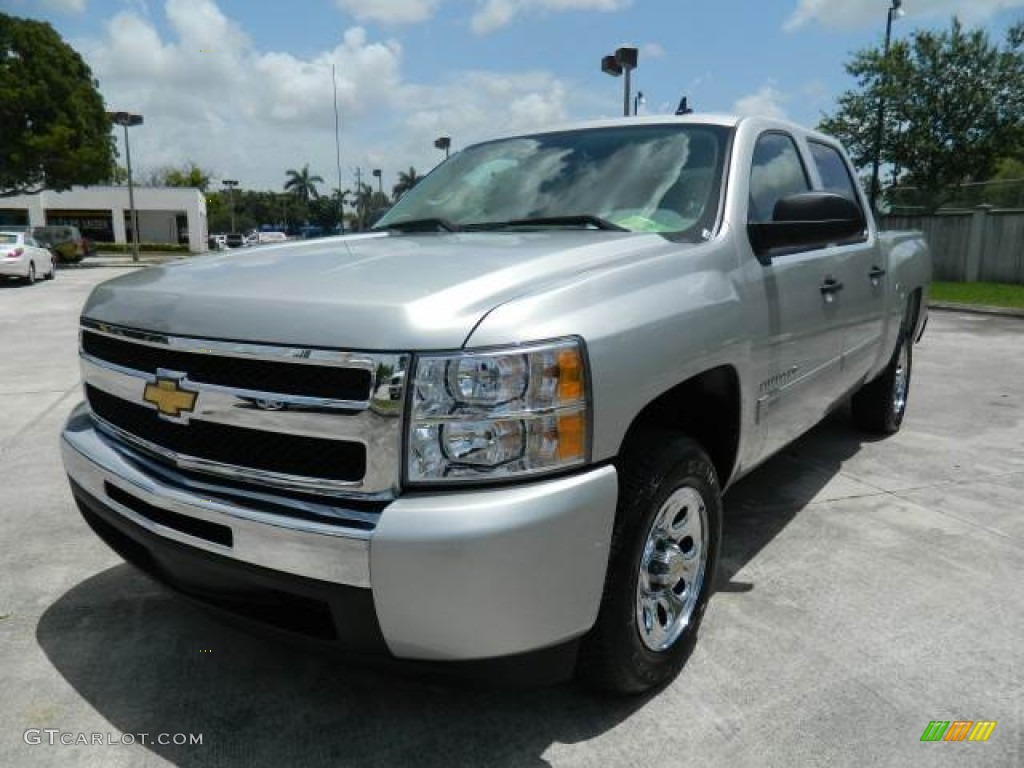2011 Silverado 1500 LS Crew Cab - Sheer Silver Metallic / Dark Titanium photo #19