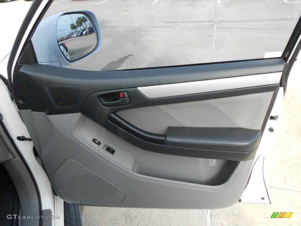 2004 Toyota 4Runner Sport Edition Door Panel Photos