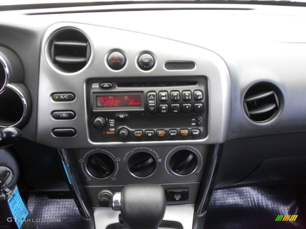 2003 Pontiac Vibe Standard Vibe Model Controls Photo #67979297