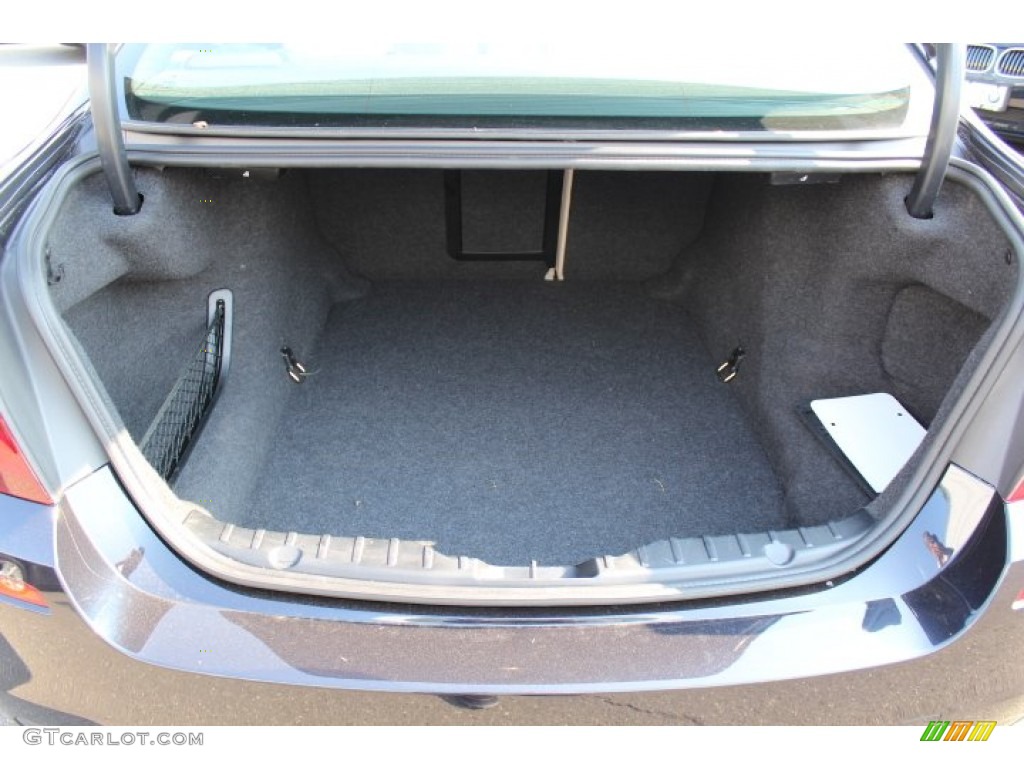 2012 BMW 5 Series 550i xDrive Sedan Trunk Photo #67979528