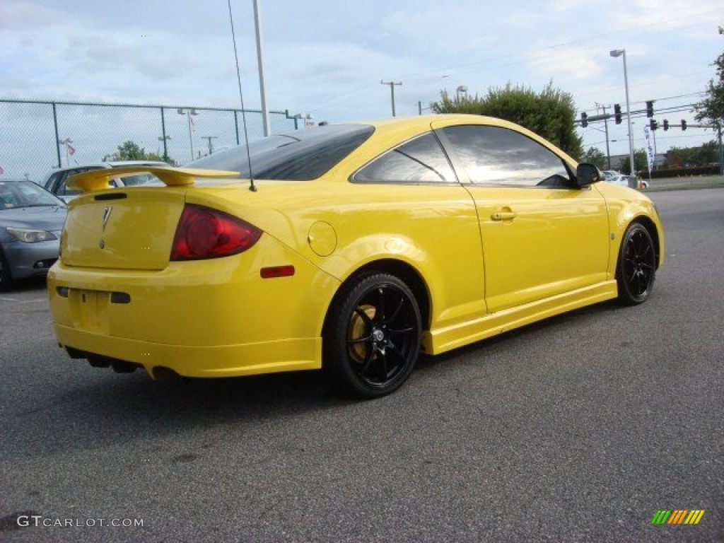2007 G5  - Competition Yellow / Ebony photo #3