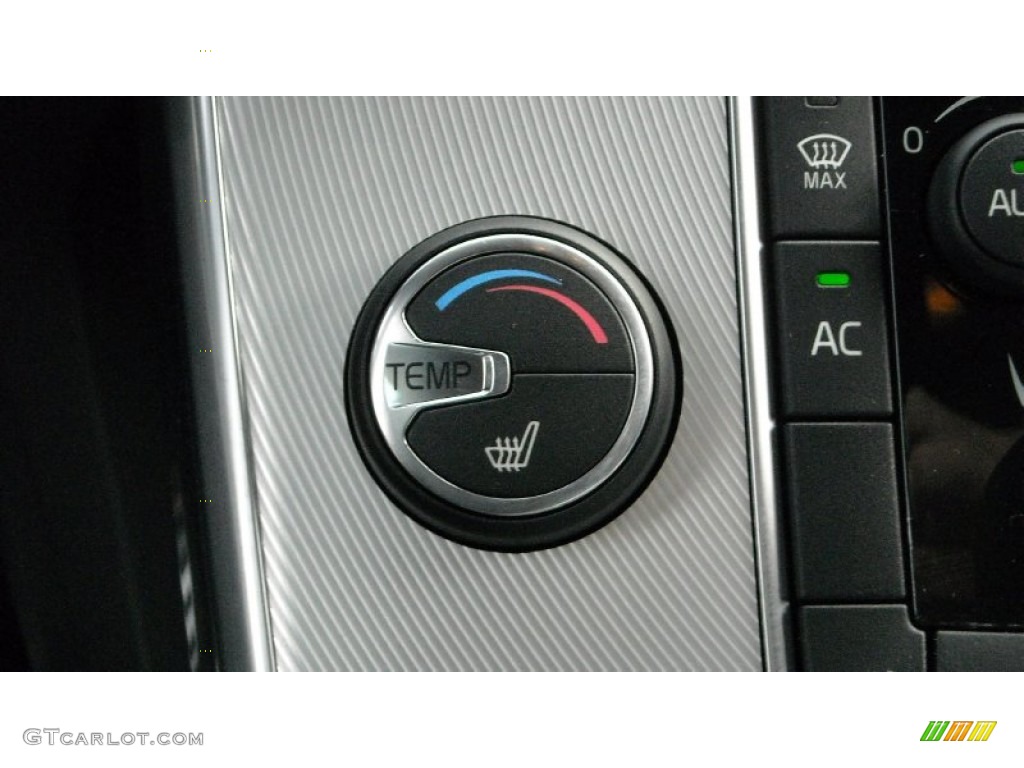 2013 Volvo S60 R-Design AWD Controls Photo #67984883