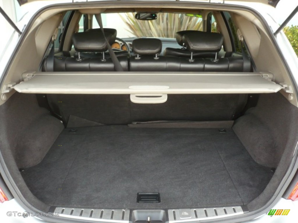 2003 Nissan Murano SL Trunk Photos