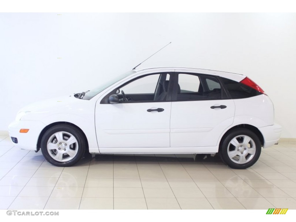 2007 Focus ZX5 SES Hatchback - Cloud 9 White / Charcoal photo #4