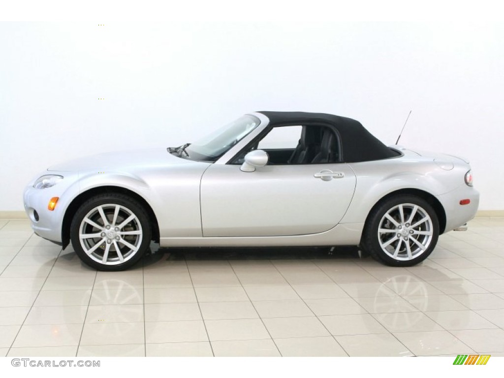 Sunlight Silver Metallic 2006 Mazda MX-5 Miata Grand Touring Roadster Exterior Photo #67988303