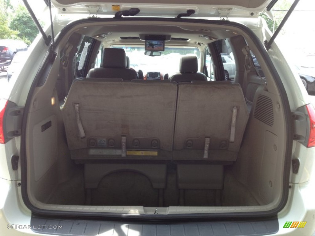 2006 Toyota Sienna Limited AWD Trunk Photo #67988904