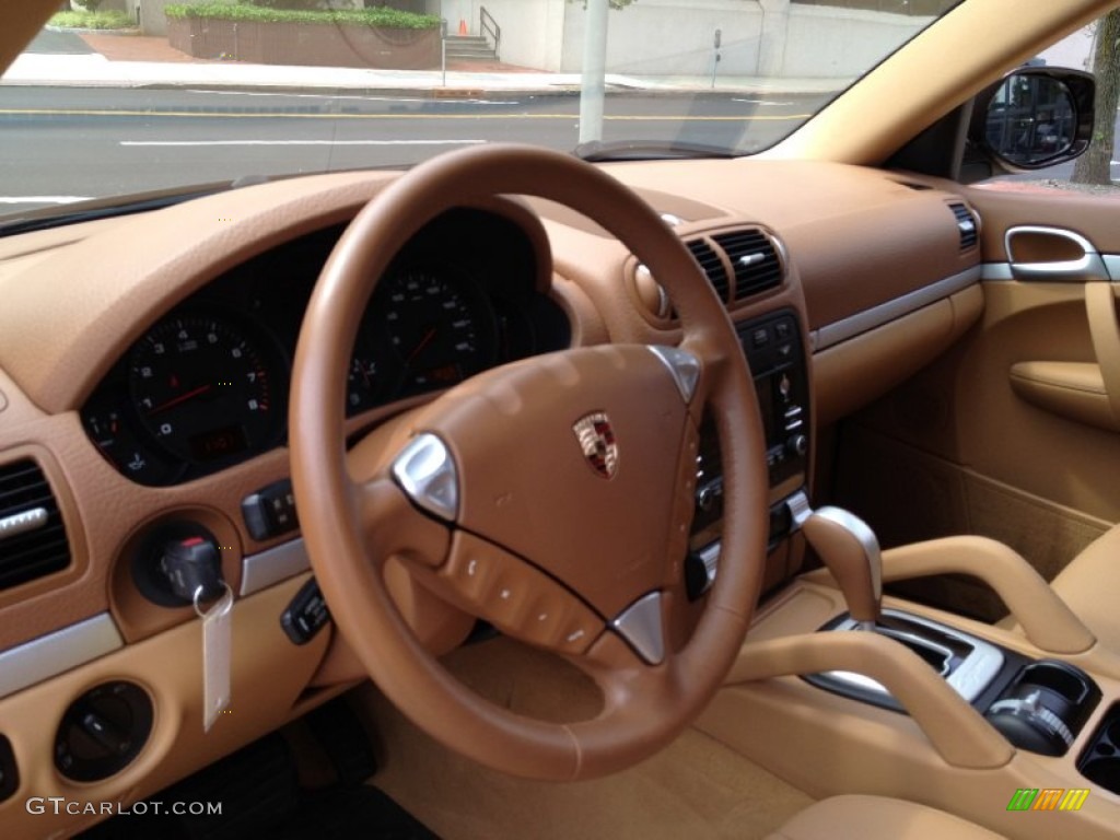 2009 Porsche Cayenne Tiptronic Havanna/Sand Beige Steering Wheel Photo #67989920