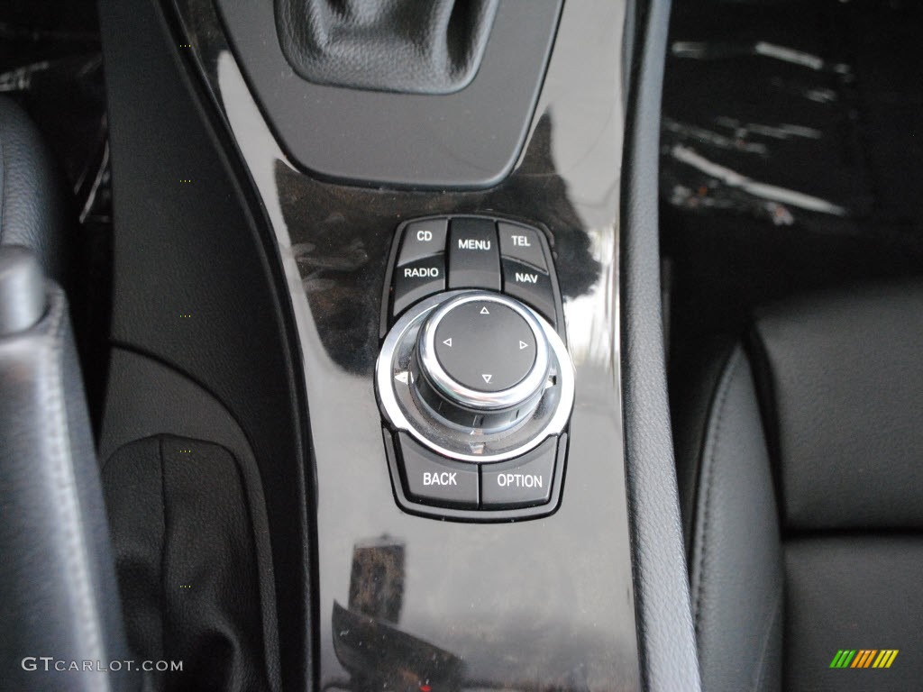 2010 BMW 3 Series 328i Coupe Controls Photo #67991633