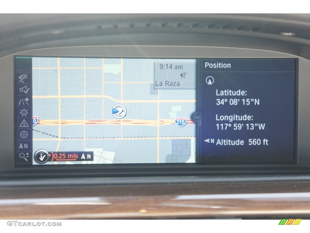 2012 BMW 3 Series 328i Convertible Navigation Photos