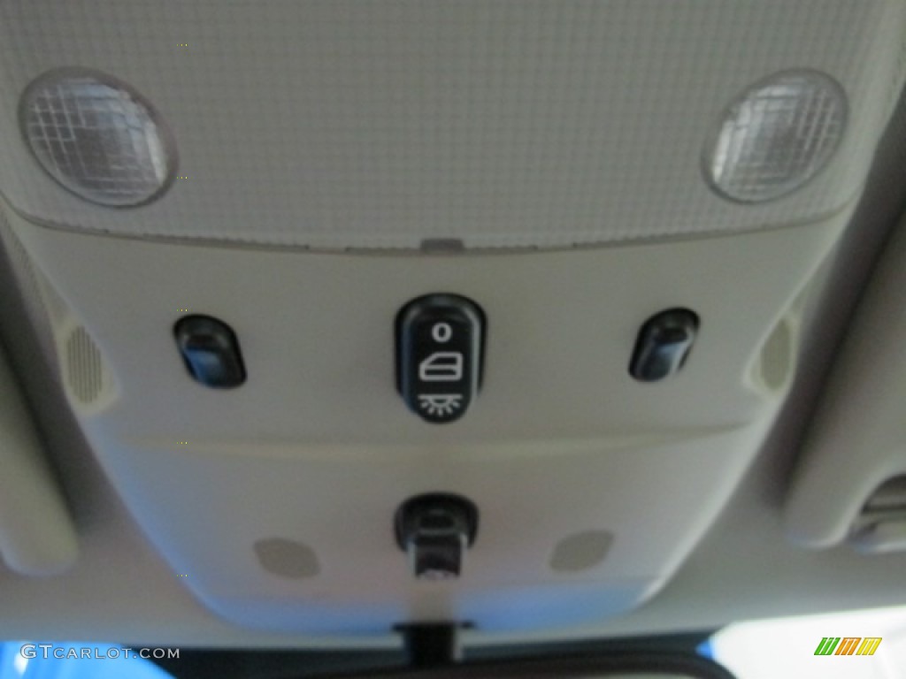 2006 Saab 9-3 2.0T Sport Sedan Controls Photo #67997903