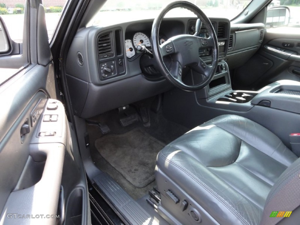 Dark Charcoal Interior 2005 Chevrolet Silverado 1500 SS Extended Cab 4x4 Photo #67999262