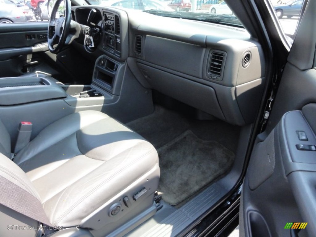 Dark Charcoal Interior 2005 Chevrolet Silverado 1500 SS Extended Cab 4x4 Photo #67999304