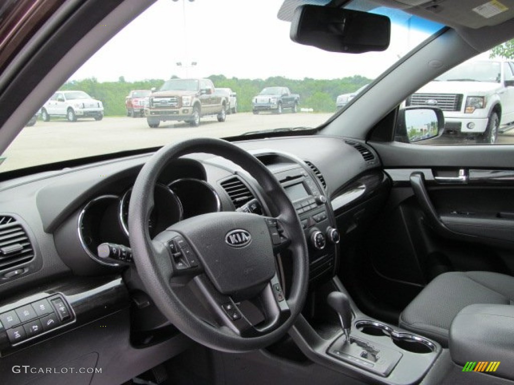 2011 Sorento LX AWD - Dark Cherry / Black photo #11