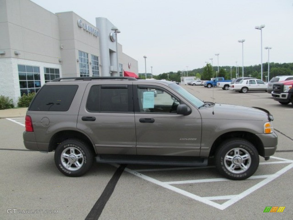 2004 Explorer XLT 4x4 - Mineral Grey Metallic / Medium Parchment photo #2