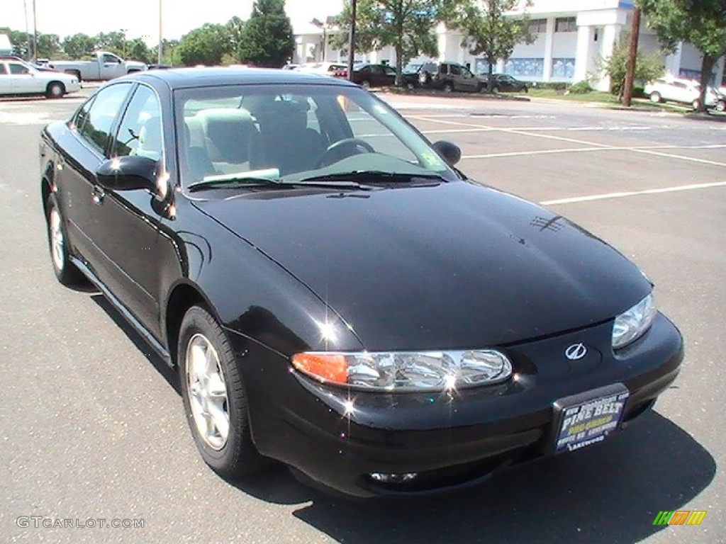 2001 Alero GL Sedan - Onyx Black / Pewter photo #3