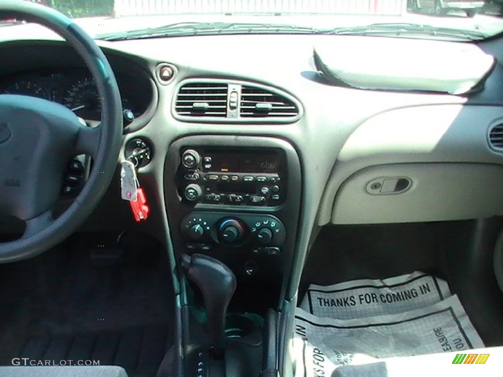 2001 Alero GL Sedan - Onyx Black / Pewter photo #12