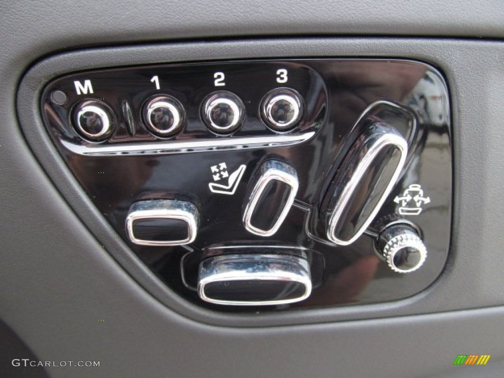 2012 Jaguar XK XKR Convertible Controls Photo #68001485