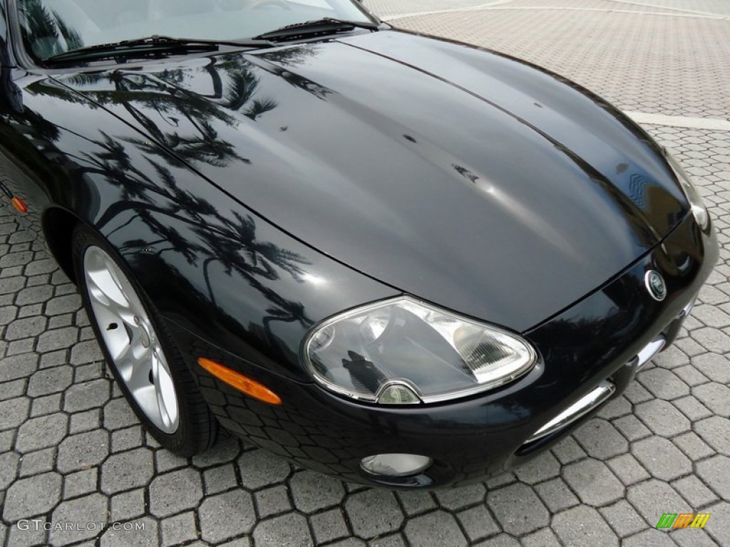 2003 XK XK8 Convertible - Midnight Metallic / Charcoal photo #24