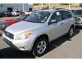 Classic Silver Metallic - RAV4 4WD Photo No. 4